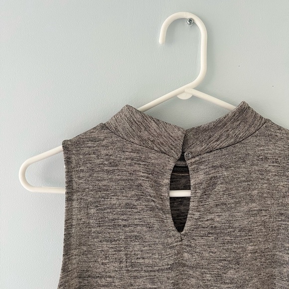 Loft - Matalic Knit Tank -XS - Picture 5 of 8